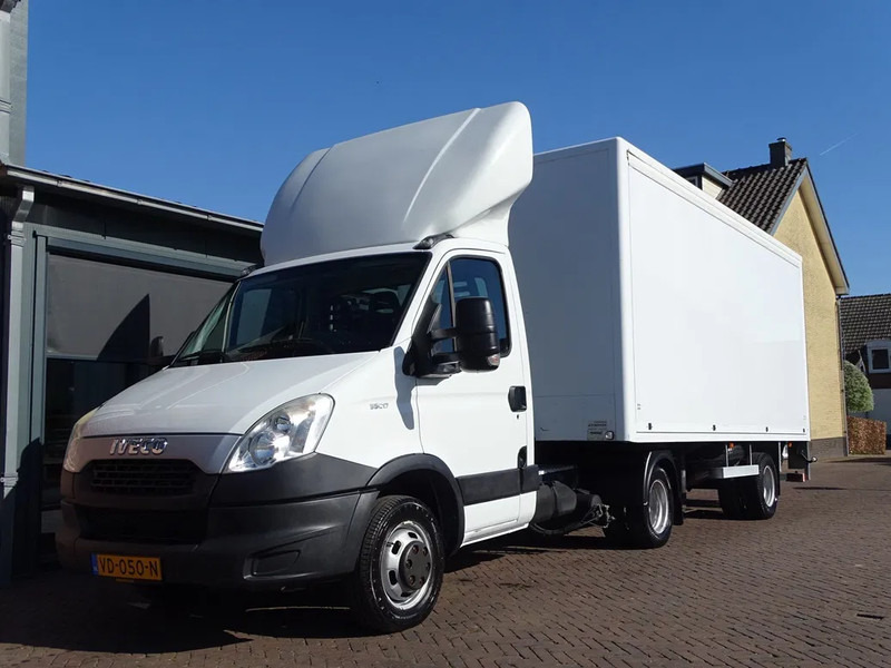 Iveco Daily 35C17 Podium oplegger 3800 KG LAADVERMOGEN LAADKLEP 1500 KG - Tractor unit: picture 2 Iveco Daily 35C17 Podium oplegger 3800 KG LAADVERMOGEN LAADKLEP 1500 KG - Tractor unit: picture 2