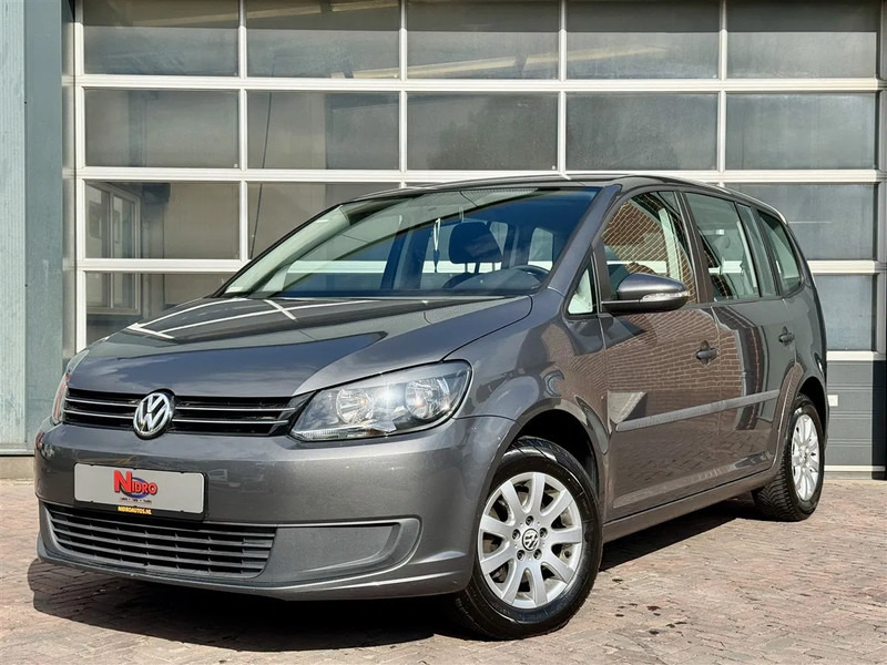 Volkswagen Touran 1.2 TSI 105pk 7 Pers LMV export - Car: picture 2 Volkswagen Touran 1.2 TSI 105pk 7 Pers LMV export - Car: picture 2