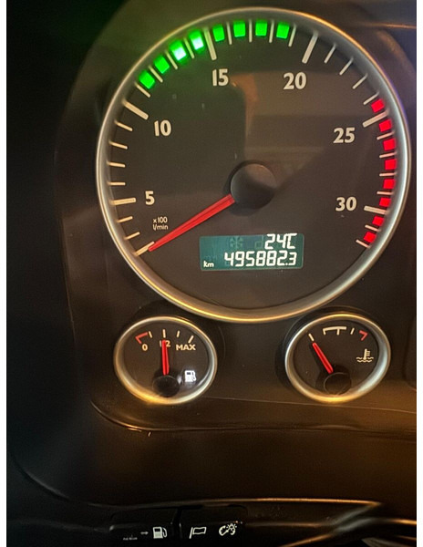 MAN TGS 18.480 4x4 - Tractor unit: picture 5 MAN TGS 18.480 4x4 - Tractor unit: picture 5