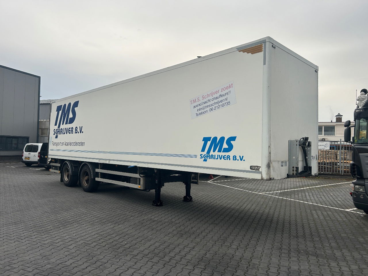 Diversen HTF citytrailer - Closed box semi-trailer: picture 1 Diversen HTF citytrailer - Closed box semi-trailer: picture 1