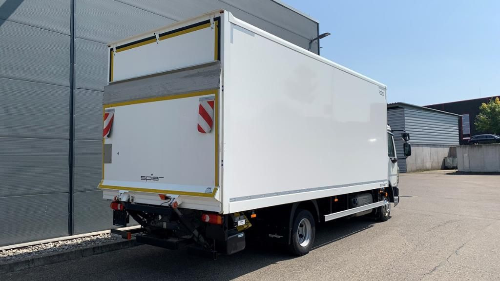 DAF LF 210 Koffer 7,49 to Klima Luftfederung LBW - Box van: picture 3 DAF LF 210 Koffer 7,49 to Klima Luftfederung LBW - Box van: picture 3