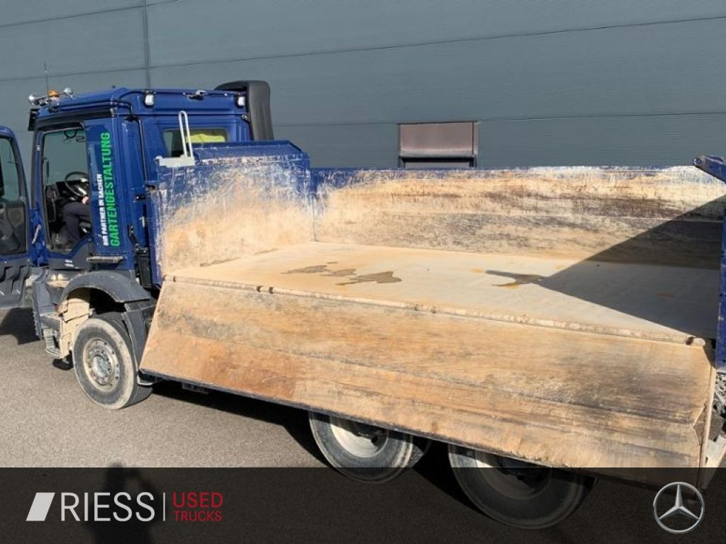 Mercedes-Benz Arocs AHK AUT Kam. KlimaA LM Massage Navi - Tipper: picture 4 Mercedes-Benz Arocs AHK AUT Kam. KlimaA LM Massage Navi - Tipper: picture 4
