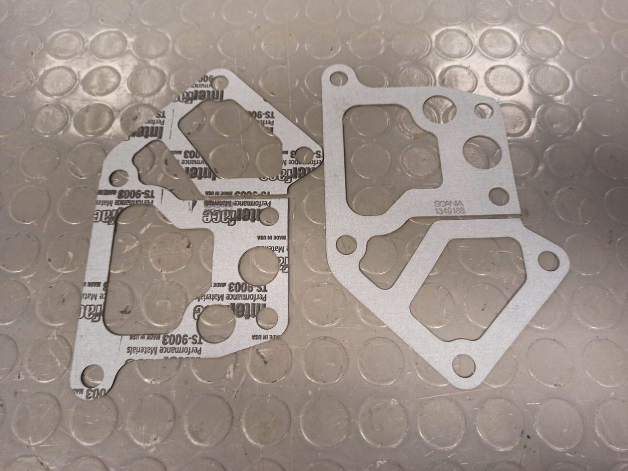 SCANIA OIL COOLER GASKET - 1349188 - Oil cooler for Truck: picture 1 SCANIA OIL COOLER GASKET - 1349188 - Oil cooler for Truck: picture 1