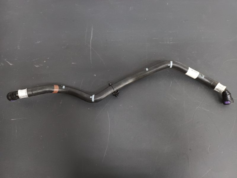 VOLVO HOSE - 22953460 - Brake line/ Hose for Truck: picture 1 VOLVO HOSE - 22953460 - Brake line/ Hose for Truck: picture 1
