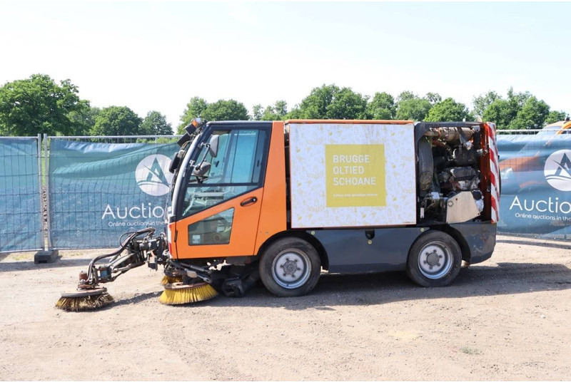 Aebi AEBI MFH2500 - Road sweeper: picture 1 Aebi AEBI MFH2500 - Road sweeper: picture 1