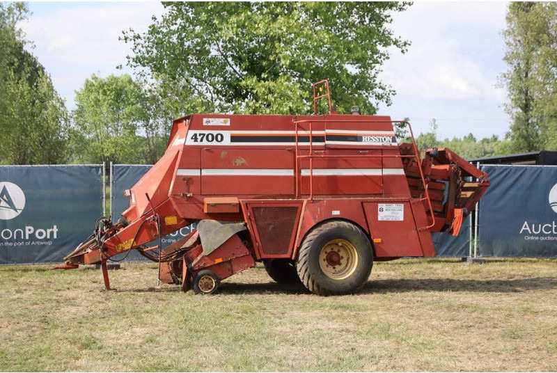 Hesston 4700 - Agricultural machinery: picture 1 Hesston 4700 - Agricultural machinery: picture 1