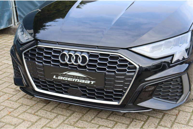 Sedan Audi A3 Sportback: picture 10