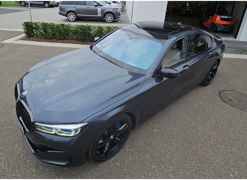 BMW 7-Reeks Long (G12 - update) _ 750 Ld xDrive - Sedan: picture 2 BMW 7-Reeks Long (G12 - update) _ 750 Ld xDrive - Sedan: picture 2