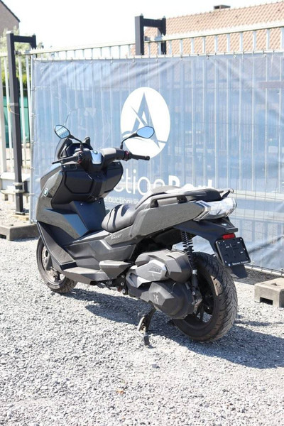 BMW C 400 GT - Motorcycle: picture 3 BMW C 400 GT - Motorcycle: picture 3