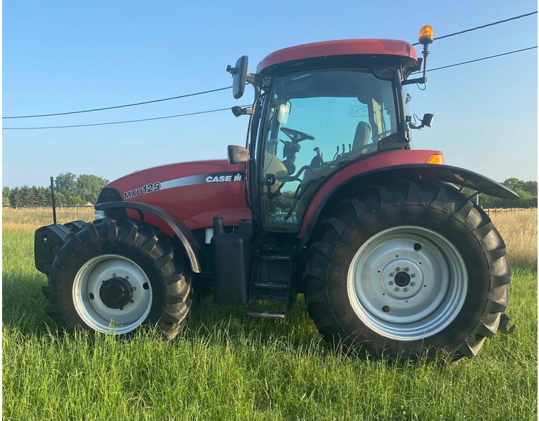 Case IH MXU125 - Farm tractor: picture 1 Case IH MXU125 - Farm tractor: picture 1