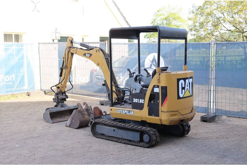 Caterpillar 301.8C - Mini excavator: picture 3 Caterpillar 301.8C - Mini excavator: picture 3