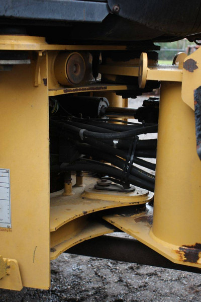 Wheel loader Caterpillar 908: picture 16 Wheel loader Caterpillar 908: picture 16