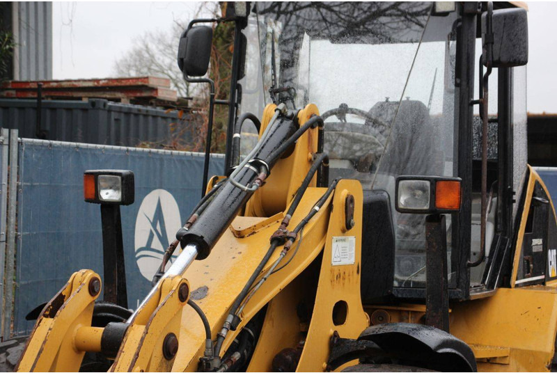 Wheel loader Caterpillar 908: picture 10 Wheel loader Caterpillar 908: picture 10