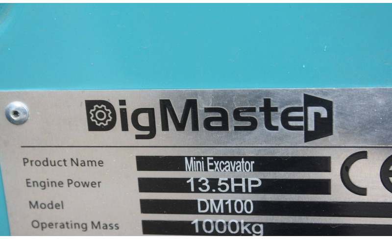 DigMaster DM100 - Mini excavator: picture 5 DigMaster DM100 - Mini excavator: picture 5