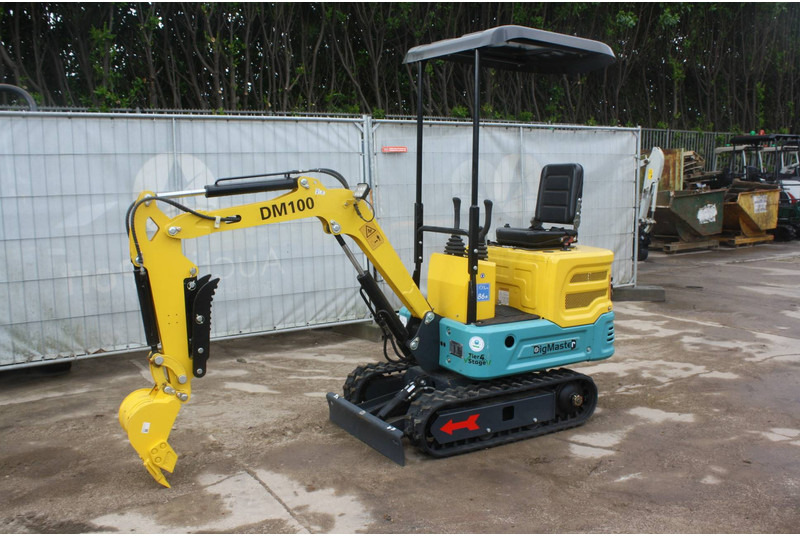 DigMaster DM100 - Mini excavator: picture 1 DigMaster DM100 - Mini excavator: picture 1