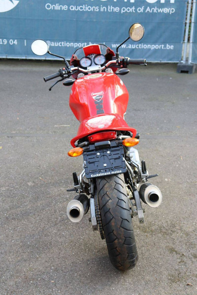 Ducati Monster 600 - Motorcycle: picture 5 Ducati Monster 600 - Motorcycle: picture 5