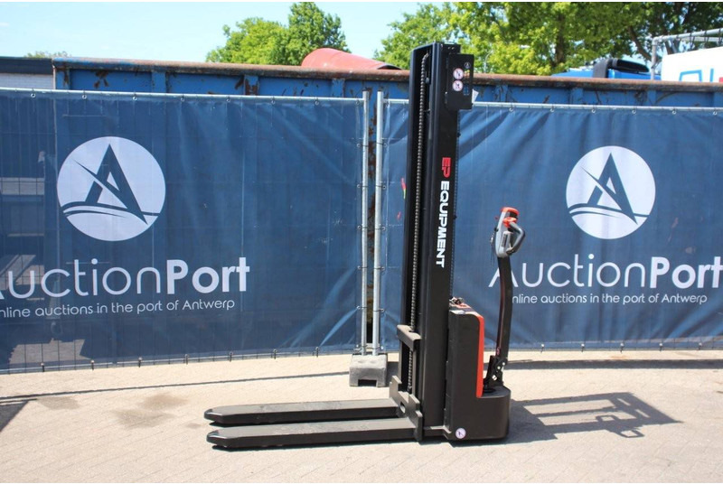 EP Equipment EST122 - Stacker: picture 1 EP Equipment EST122 - Stacker: picture 1