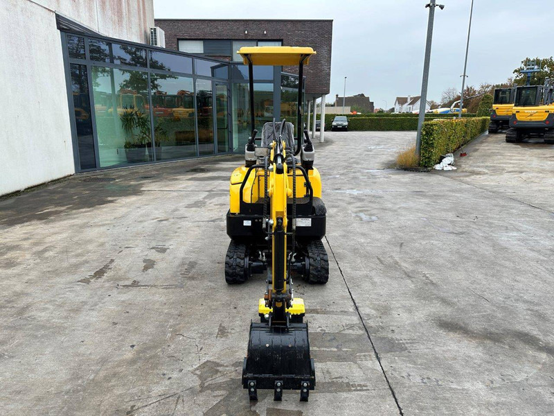 FF Industrial ME18 - Mini excavator: picture 2 FF Industrial ME18 - Mini excavator: picture 2