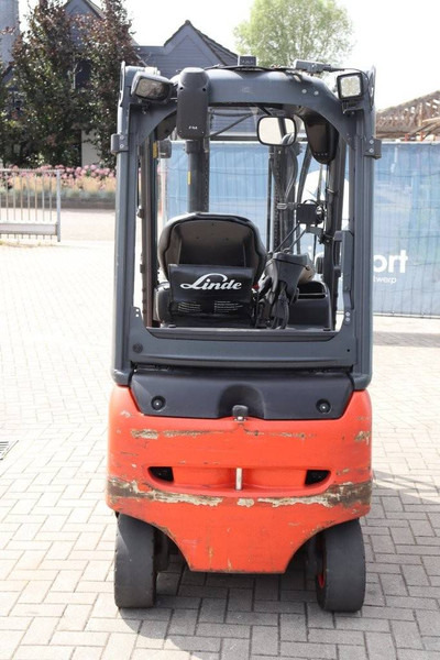 Fenwick-Linde E16PH-02 - Electric forklift: picture 5 Fenwick-Linde E16PH-02 - Electric forklift: picture 5