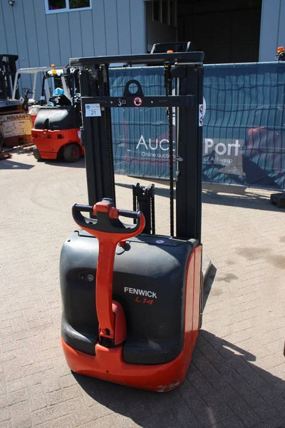 Fenwick-Linde L14 - Stacker: picture 5 Fenwick-Linde L14 - Stacker: picture 5