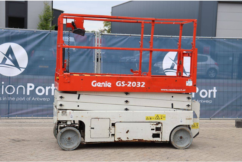 Genie GS-2032 - Scissor lift: picture 1 Genie GS-2032 - Scissor lift: picture 1