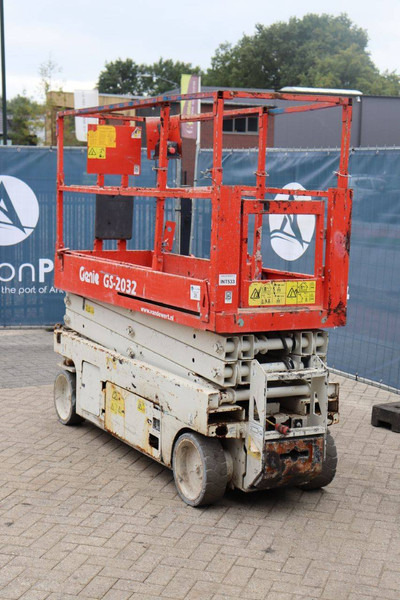 Genie GS-2032 - Scissor lift: picture 4 Genie GS-2032 - Scissor lift: picture 4