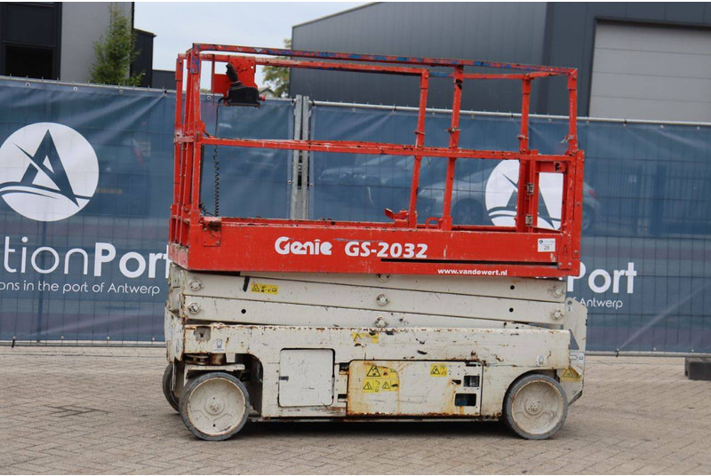Genie GS-2032 - Scissor lift: picture 1 Genie GS-2032 - Scissor lift: picture 1