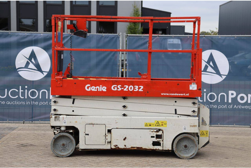 Genie GS-2032 - Scissor lift: picture 2 Genie GS-2032 - Scissor lift: picture 2