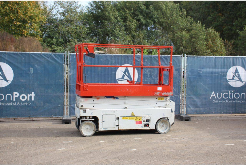 Genie GS2032 - Scissor lift: picture 1 Genie GS2032 - Scissor lift: picture 1