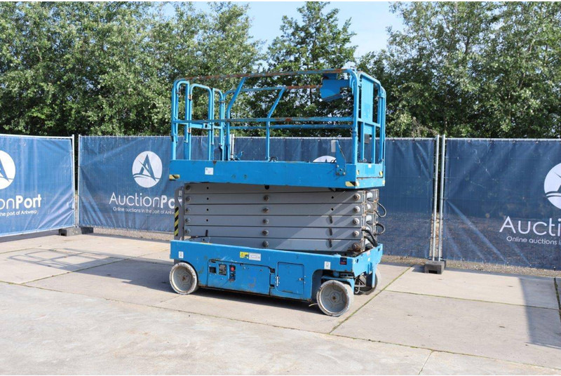 Genie GS4047 - Scissor lift: picture 3 Genie GS4047 - Scissor lift: picture 3