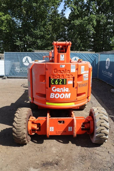Genie Z-34/22 - Articulated boom: picture 5 Genie Z-34/22 - Articulated boom: picture 5