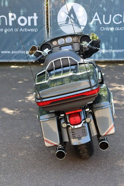 Harley-Davidson CVO Ultra Limited - Motorcycle: picture 5 Harley-Davidson CVO Ultra Limited - Motorcycle: picture 5
