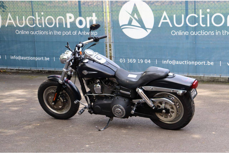 Harley-Davidson Dyna Fat Bob - Motorcycle: picture 3 Harley-Davidson Dyna Fat Bob - Motorcycle: picture 3