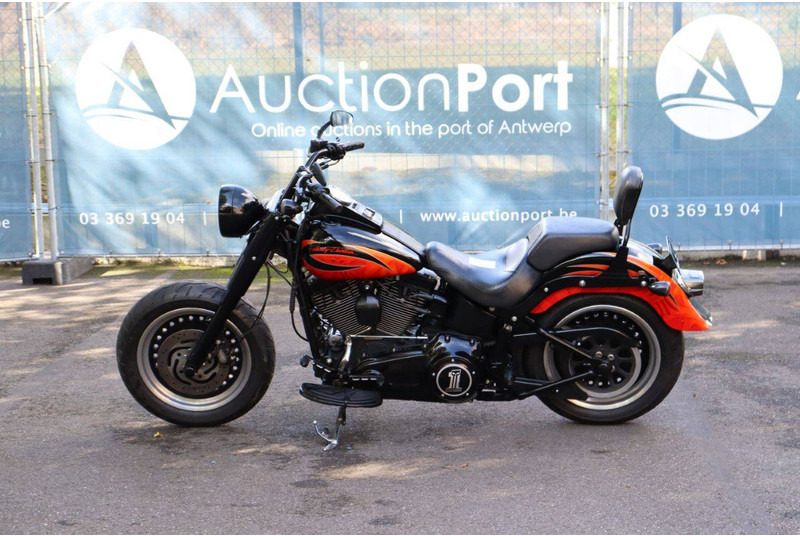 Harley-Davidson Fat Boy Low - Motorcycle: picture 2 Harley-Davidson Fat Boy Low - Motorcycle: picture 2