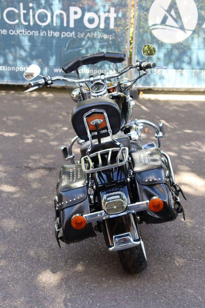 Harley-Davidson Heritage Softail Classic - Motorcycle: picture 5 Harley-Davidson Heritage Softail Classic - Motorcycle: picture 5