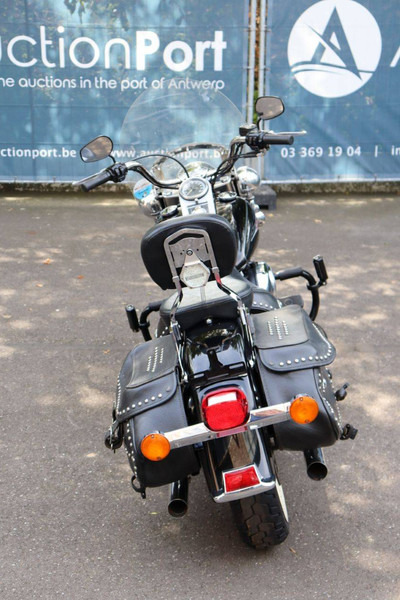 Harley-Davidson Heritage Softail Classic - Motorcycle: picture 5 Harley-Davidson Heritage Softail Classic - Motorcycle: picture 5