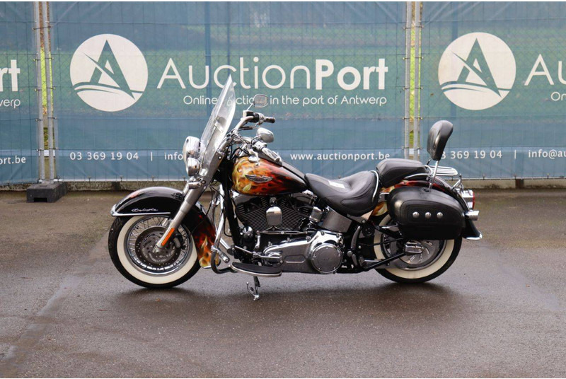 Harley-Davidson Softail Deluxe - Motorcycle: picture 1 Harley-Davidson Softail Deluxe - Motorcycle: picture 1