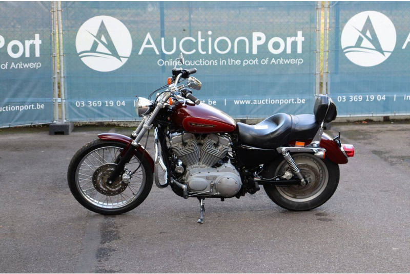 Harley-Davidson Sportster XL883 - Motorcycle: picture 1 Harley-Davidson Sportster XL883 - Motorcycle: picture 1