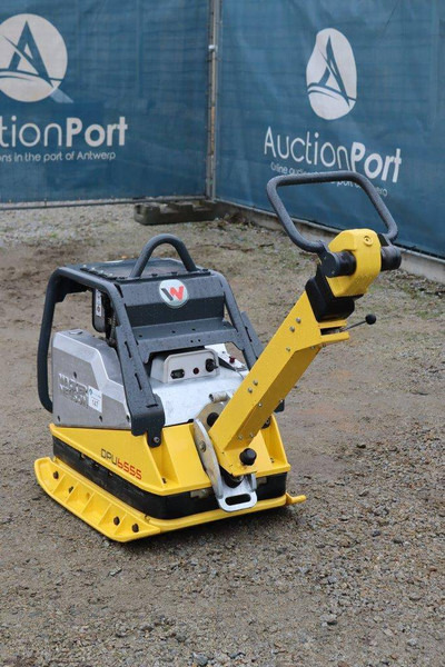 Hatz DPU 6555 - Vibratory plate: picture 4 Hatz DPU 6555 - Vibratory plate: picture 4