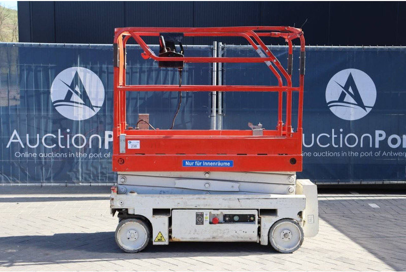 Haulotte Optimum 8 - Scissor lift: picture 2 Haulotte Optimum 8 - Scissor lift: picture 2
