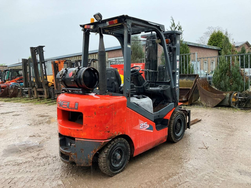 Heli 25 - LPG forklift: picture 5 Heli 25 - LPG forklift: picture 5