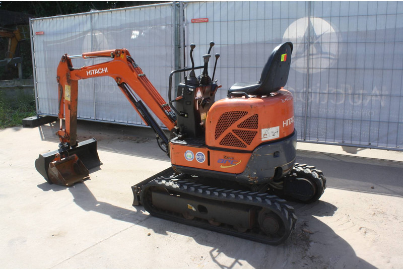 Hitachi ZX10U-2 - Mini excavator: picture 3 Hitachi ZX10U-2 - Mini excavator: picture 3