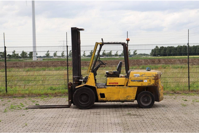 Hyster H4.50XL - Diesel forklift: picture 2 Hyster H4.50XL - Diesel forklift: picture 2