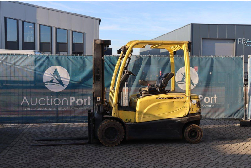 Hyster J3.0XN 3861 - Electric forklift: picture 1 Hyster J3.0XN 3861 - Electric forklift: picture 1