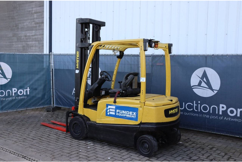 Hyster J3.0XN - Electric forklift: picture 3 Hyster J3.0XN - Electric forklift: picture 3