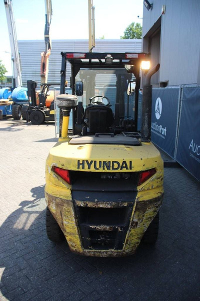Hyundai 50DA-9A - Diesel forklift: picture 4 Hyundai 50DA-9A - Diesel forklift: picture 4
