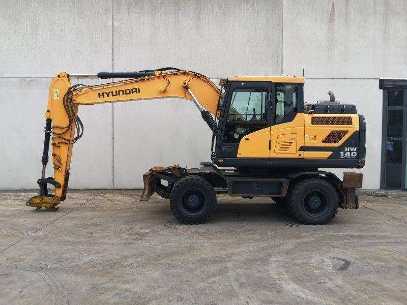 Hyundai HW140 - Wheel excavator: picture 1 Hyundai HW140 - Wheel excavator: picture 1