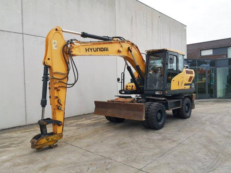 Hyundai HW140 - Wheel excavator: picture 2 Hyundai HW140 - Wheel excavator: picture 2