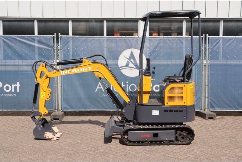 Infront YFE12 - Mini excavator: picture 2 Infront YFE12 - Mini excavator: picture 2