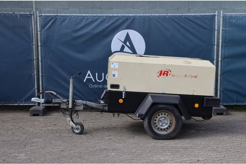 Ingersoll Rand TYPER1074E731E - Air compressor: picture 2 Ingersoll Rand TYPER1074E731E - Air compressor: picture 2